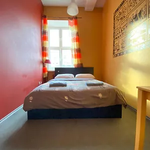 oliwka-hostel.warsawhotelspoland.com/